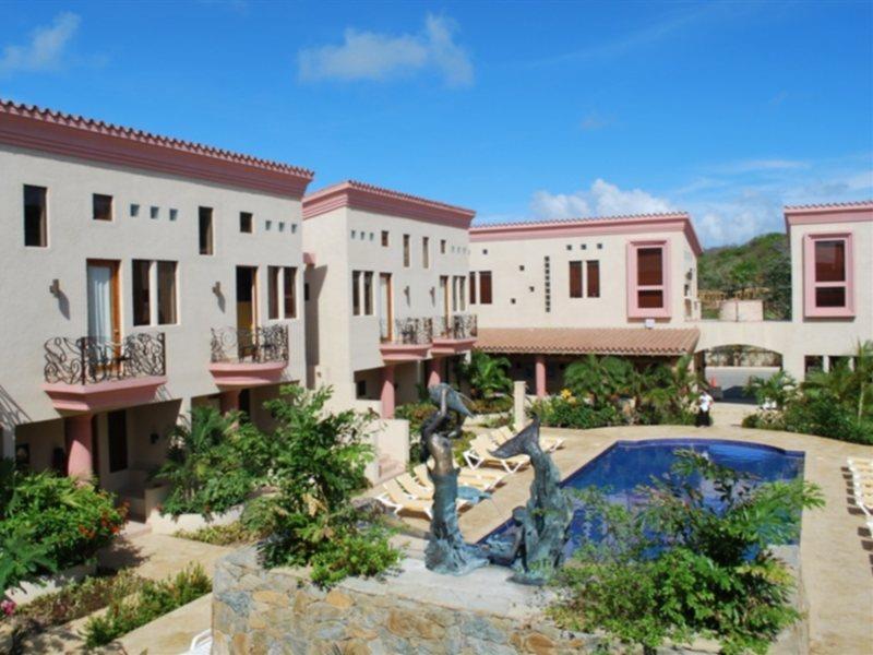 Las Sirenas Hotel And Condos West Bay Εξωτερικό φωτογραφία